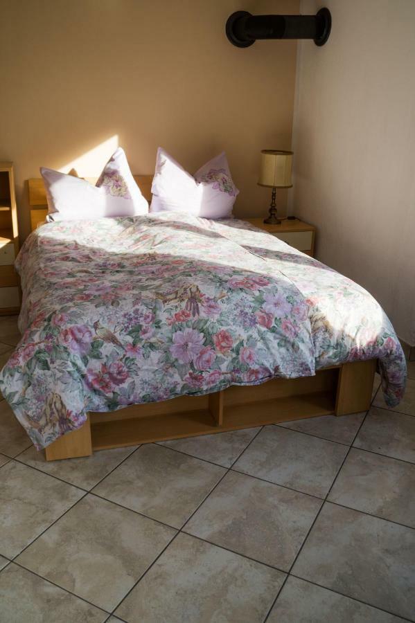 Zum Ehranger Wald 2A Apartment เทรียร์ ภายนอก รูปภาพ
