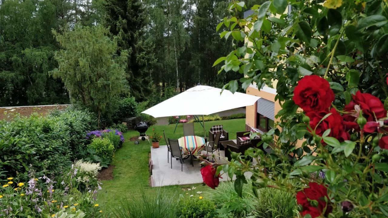 Zum Ehranger Wald 2A Apartment เทรียร์ ภายนอก รูปภาพ